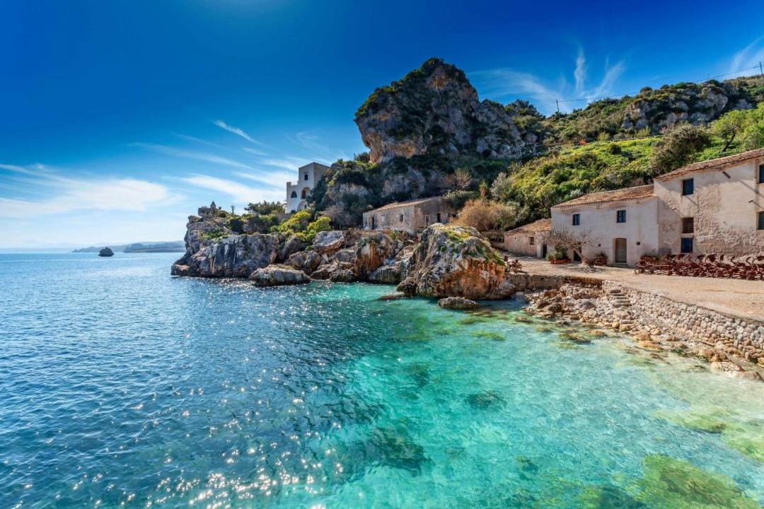 Belvedere Appartamento Per Vacanze Castel di Iudica Luaran gambar